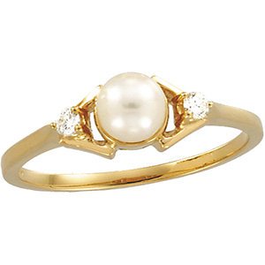 Genuine IceCarats Designer Jewelry Gift 14K Yellow Gold Cultured Pearl And Diamond Ring. Size 6.00 Cultured Pearl And Diamond Ring In 14K Yellow Gold Size 6.00