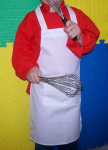 WHITE APRON KIDS CHILDREN FITS 7-12 YR OLDS 19x28 INCHES REAL FABRIC 100% POLY NICE GIFT or PARTY FAVOR