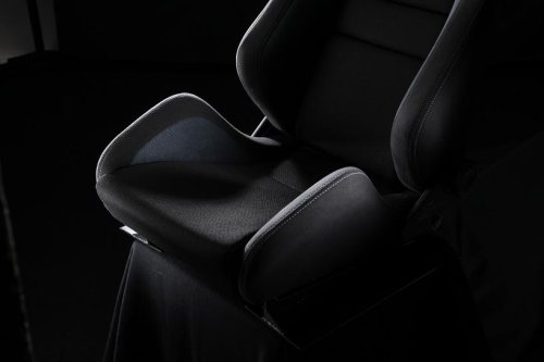 Cover image : RECARO アルカンターラ使用 セミバケットシート SR-3 Ultimate Edition