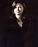 MARY LYNN RAJSKUB 8x10 Female Celebrity Photo Signed In-Person