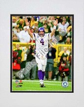 Photo File Minnesota Vikings Brett Favre Matted Photo