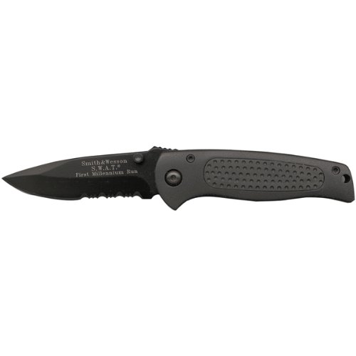 Smith & Wesson SW3001B Swat Baby Serrated Liner Lock Knife, Black