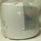 Enviracare ECM2501 Cool Moisture Humidifier with Air Freshening Ionizer
