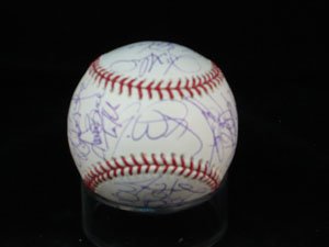 Signed Indians, Cleveland (2005) MLB Baseball By the 2005 Cleveland Indians Team