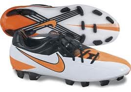 Nike Mens Soccer Cleats T90 LASER IV FG White / Total Orange / Black SZ 11
