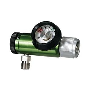 Drive Medical 0-15 LPM Oxygen Regulator with CGA 540 Handtight Inlet and DISS Outlet Green -1 Ea