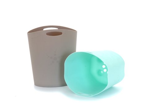 Childrens Toyshop  Toys : Kuster Bath Toy Store in Ice Blue and Grey