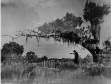 Ghosts Along The Mississippi: The Magic of the Old Houses of Louisiana, New Revised Edition