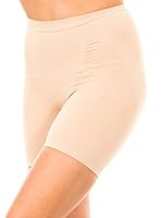 Marie Claire e Kler Braguita Faja (Maquillaje)