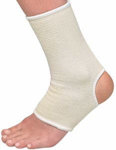 Muller Prod. 963 Elastic Ankle Support- Black, Ankle Braces And Supports, Mueller Sports Medicine
