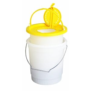 Plano 10 Quart-2 piece Minnow Bucket by 