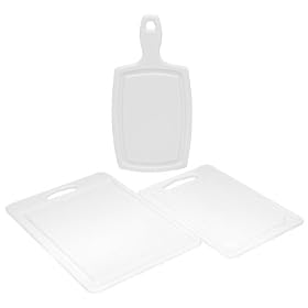 Click here to buy Chicago Cutlery 3-Piece Polyworks Poly Board Set by Chicago Cutlery.