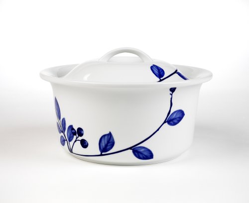 Mikasa True Blue Round 1-3/4-Quart Covered Casserole