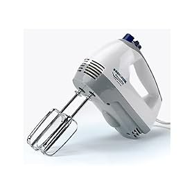 Black and Decker MX150 Power Pro Hand Mixer, White by Black & Decker