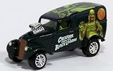 1933 WILLYS PANEL VAN #8 * THE CREATURE FROM THE BLACK LAGOON * Johnny Lightning 2005 UNIVERSAL STUDIOS MONSTERS 1:64 Scale SERIES 2 Die Cast Vehicle & 