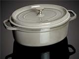 Review Staub  / 7 Qt. Oval Cocotte (Titanium) - Staub