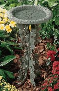 Pedestal Oakleaf Birdbath Weathered Limestone