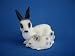 Deko Hase weiss mit Jungen Höhe 21 cm Figur aus Kunststoff