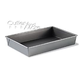 Calphalon Classic Nonstick 9 x 13Rectangular Cake Pan by Calphalon