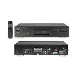 Teac TR-670 AM/FM Stereo Tuner with Remote