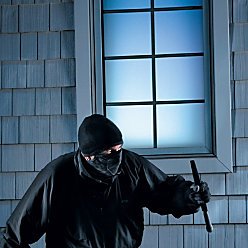 Fake TV Burglar Deterrent Device - Improvemen...