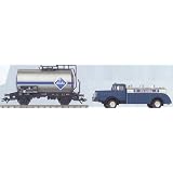 Marklin HO Train 47903 Aral Fuel Tank Car Set by Marklin