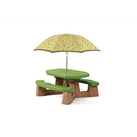 Step2 Naturally Playful Picnic Table w/ Umbrella