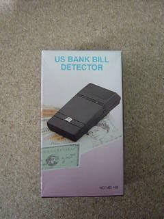 2 in 1 Mini Portable Counterfeit Bill Detector Dollar Bill/Euro/Pound w/ LED & Buzzer (Magnetic) Fake Currency, Travelers Cheques and Credit Cards