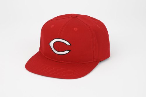 Cincinnati Reds Retro Logo Flat-Billed Snapback Cap by American Needle