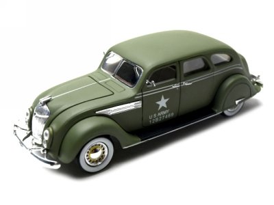 1936 Chrysler Airflow Diecast Car Model 1/32 Army Green
