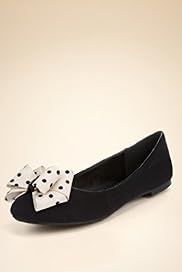Round Toe Spotted Bow Pumps