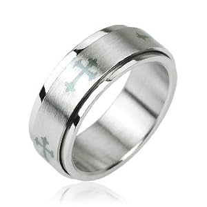 Celtic wedding rings spin