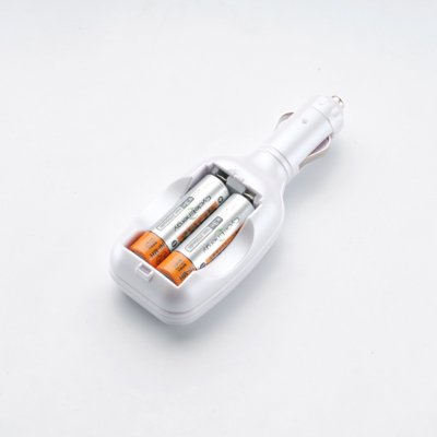 単三・単四充電池を車内で充電【カーチャージャー】 エネ○ープ対応