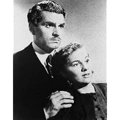 JOAN FONTAINE AS THE SECOND MRS. DE WINTER, LAURENCE OLIVIER AS GEORGE FORTESCU MAXIMILLIAN 'MAXIM' DE WINTER FROM REBECCA #1 - SCHWARZ-WEISS - Filmfoto - (Poster) PLAKATE - 25x20" (60x50cm)