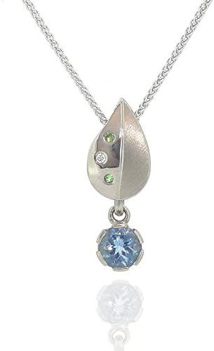 Aquamarine Leaf Pendant in 18k White Gold