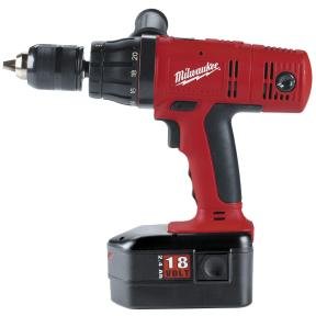 31imjMVvoIL Factory-Reconditioned Milwaukee 0625-84 18-Volt Ni-Cad 1/2-inch Cordless Drill/Driver Kit