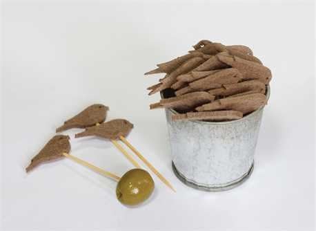 Set of 20 Toothpicks with Felt Bird and Metal Bucket