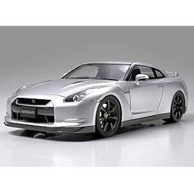 【クリックで詳細表示】1/24 スポーツカーシリーズ NO.300 NISSAN GT-R 24300