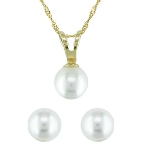 14k Gold Freshwater Pearl Necklace and Earrings Set (5-5.5 mm)