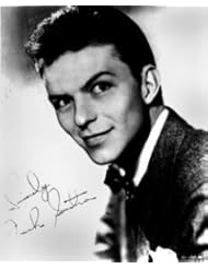 Entertainment Memorabilia: Frank Sinatra #66 - 11x14 Photograph (Reproduction Autograph)