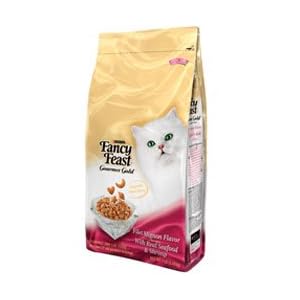Fancy Feast Gourmet Gold Filet Mignon Flavor With Seafood and Shrimp Dry Cat Food by 