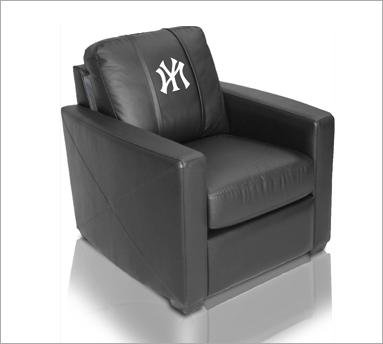 Dreamseat XZipit NHL Leather Club Chair Picture