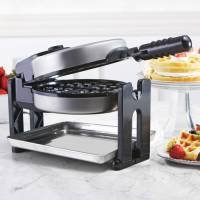 Sensio 13124 Bella Cucina Belgian Waffle Maker with Drip Tray
