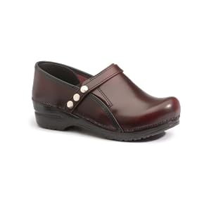Sanita Ladies Cori Clogs in Cordovan Cabrio Leather.