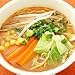 Oisix オークラ豆乳ヘルシー麺(味噌): こんにゃくにおから入りの豆乳を練りこんだヘルシー麺。津軽味噌に豆板醤を加え、植物性の油と野菜スープで濃厚ながらさっぱりした味わいです。カロリーは通常のラーメンに比べ3分の1以下。(1食約105kcal)■一食10...