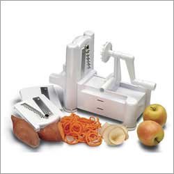 World Cuisine A4982799 Spiral Vegetable Slicer