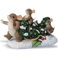 Bringing Home the Tree - Charming Tails 87/109