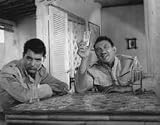 CARY GRANT, VICTOR MCLAGLEN