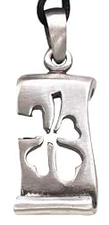 Detailed Clover Pewter Pendant Necklace
