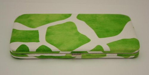 WOMEN'S GREEN GIRAFFE HARD CASE FLAT OPERA WALLET CLUTCH BY DESIGNSK